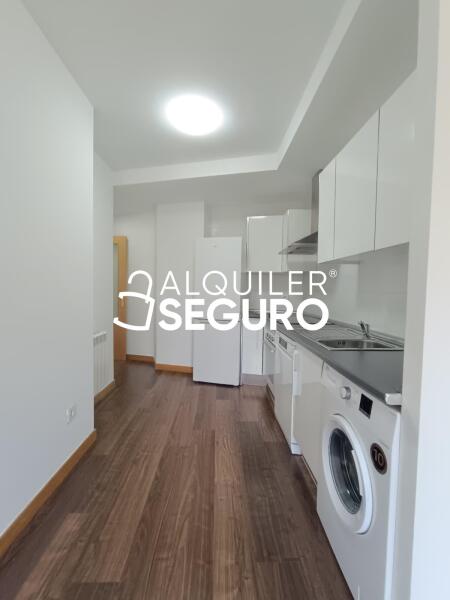 Piso en Calle Del Águila, LEGANÉS MADRID