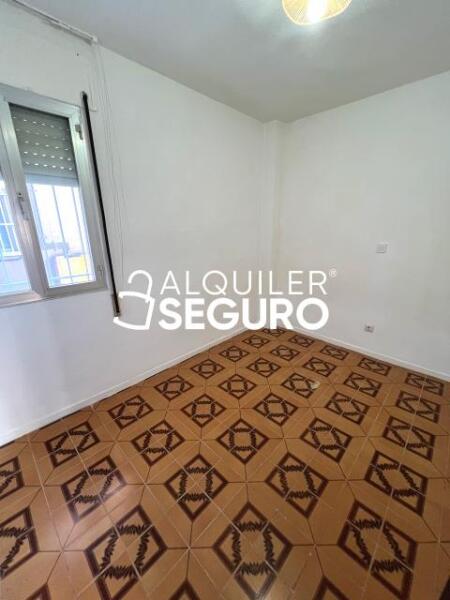 Inmueble en Calle del Priorato , MADRID