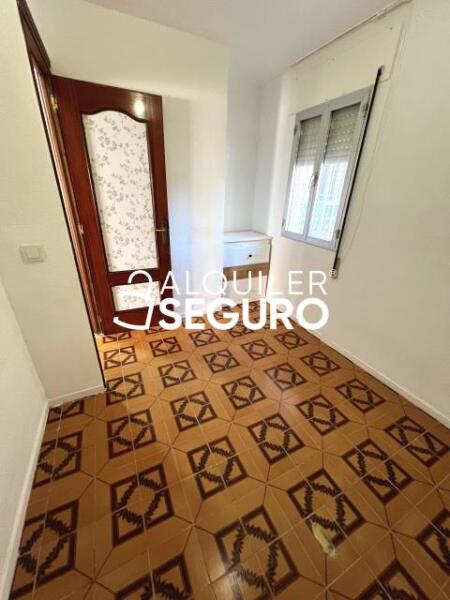Inmueble en Calle del Priorato , MADRID