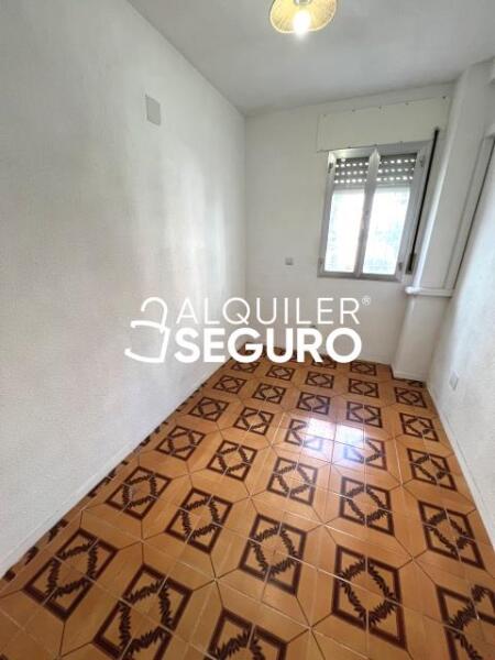 Inmueble en Calle del Priorato , MADRID