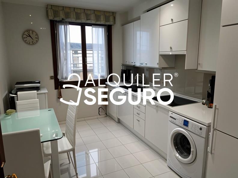 Piso en Calle Los Herrán , VITORIA-GASTEIZ ÁLAVA-ARABA