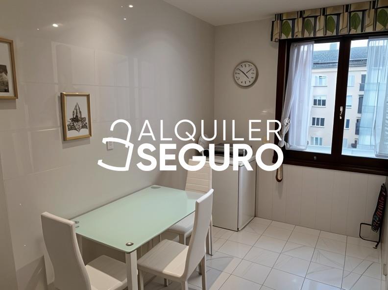 Piso en Calle Los Herrán , VITORIA-GASTEIZ ÁLAVA-ARABA