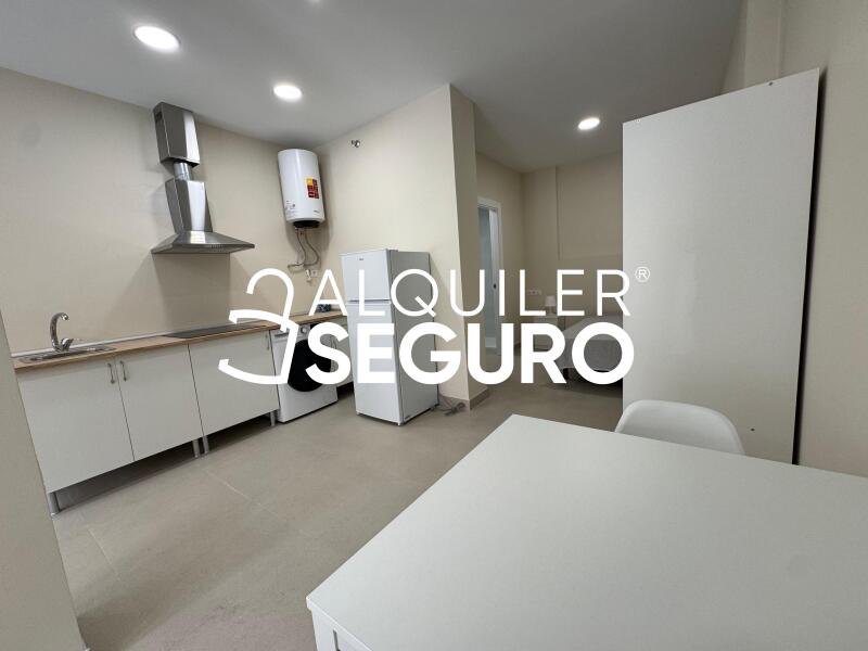 Piso en Calle Lanuza, MÁLAGA MÁLAGA