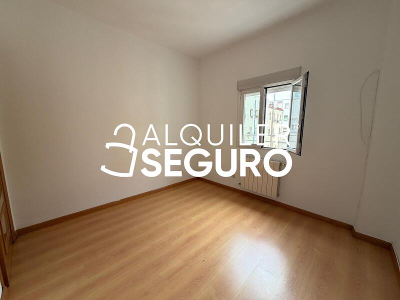 Piso en Calle Alonso carbonell , MADRID MADRID