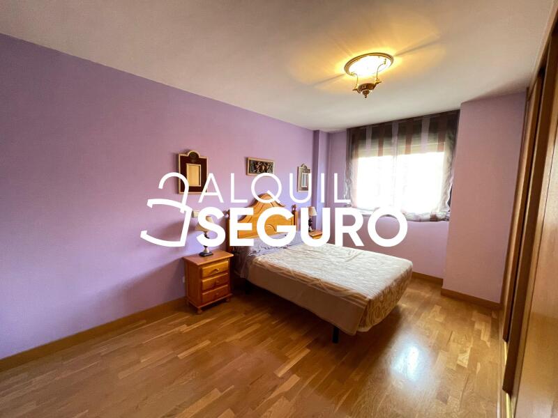 Inmueble en Calle del Luis de Oro, MADRID