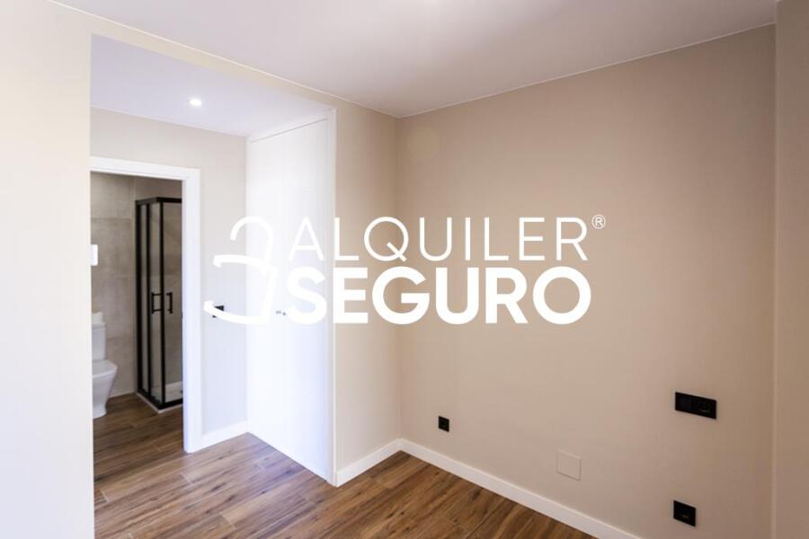 Inmueble en Calle Chumbera, MADRID