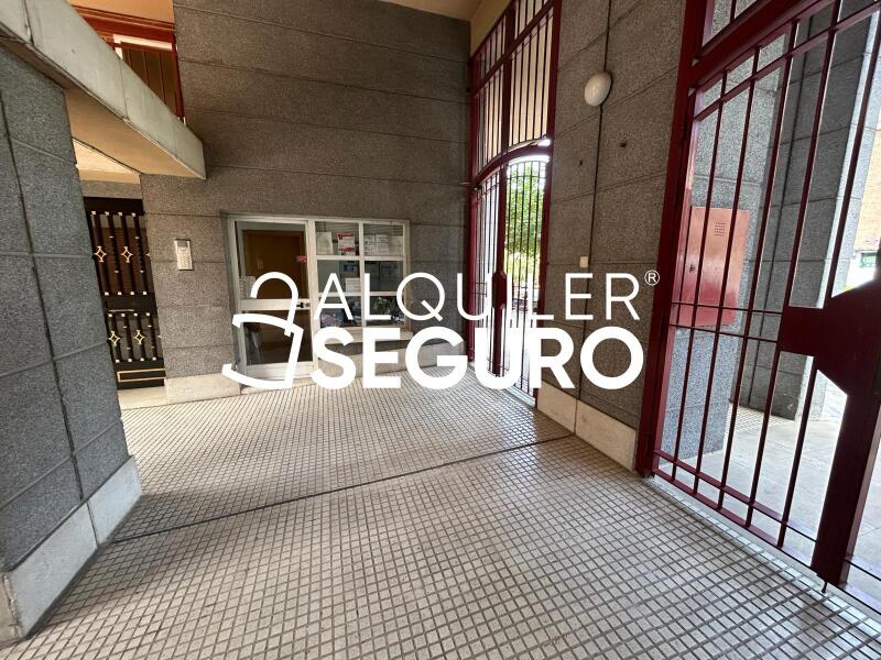 Piso en Calle Francisco Villaespesa, MADRID MADRID