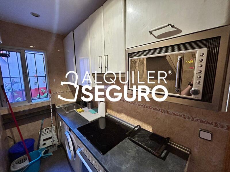 Inmueble en Calle Sierra de alcubierre, MADRID