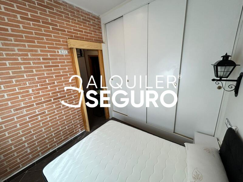 Inmueble en Calle Sierra de alcubierre, MADRID