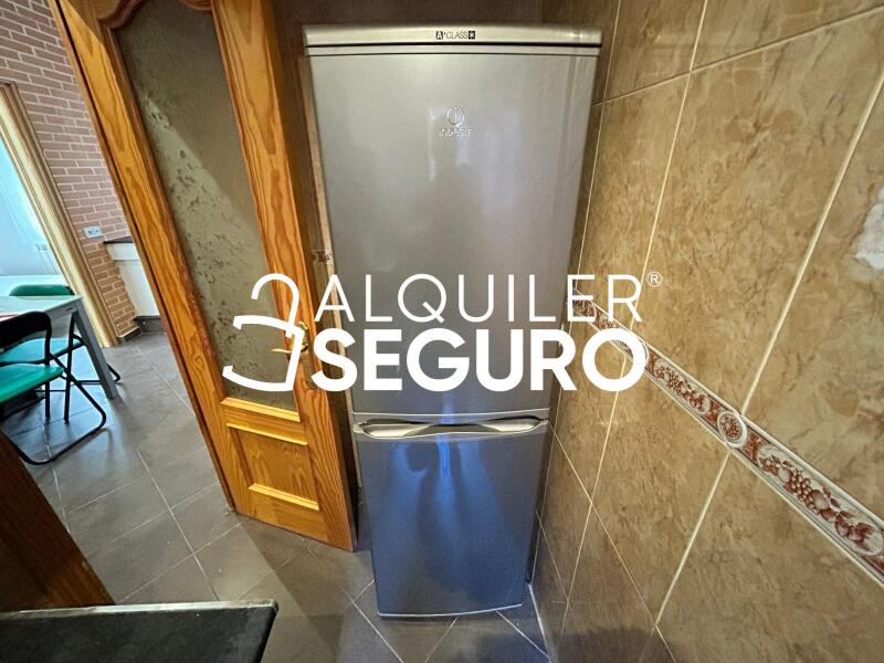 Inmueble en Calle Sierra de alcubierre, MADRID