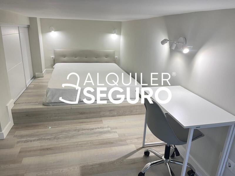 Inmueble en Calle de Olid, MADRID