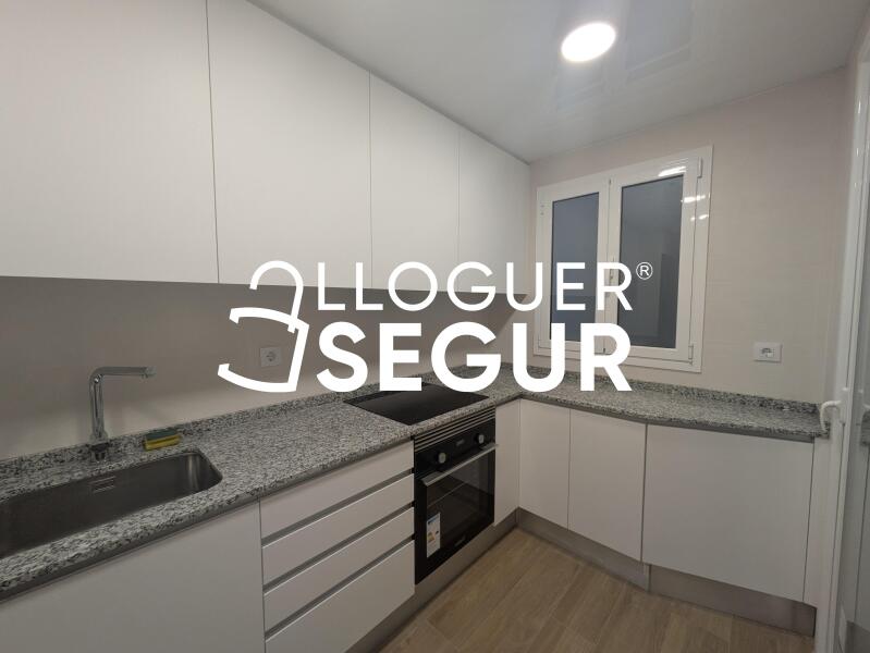Inmueble en Travesia De Les Corts, BARCELONA