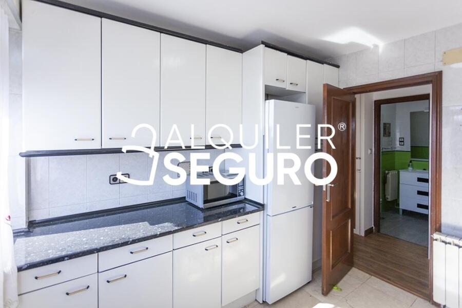 Inmueble en Calle de La Bañeza, MADRID