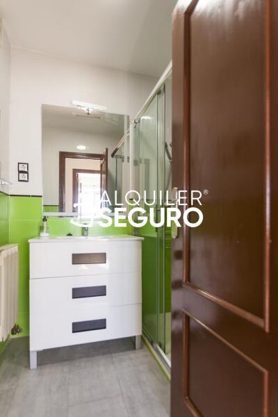 Inmueble en Calle de La Bañeza, MADRID