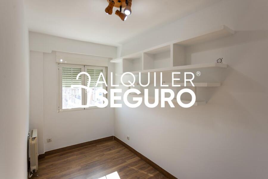 Inmueble en Calle de La Bañeza, MADRID