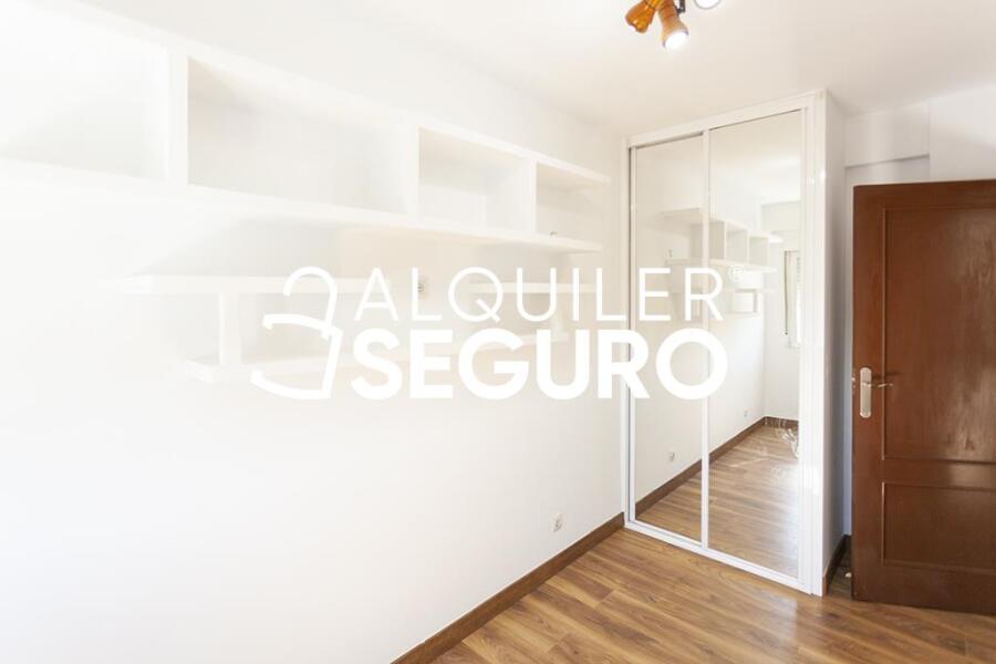 Inmueble en Calle de La Bañeza, MADRID