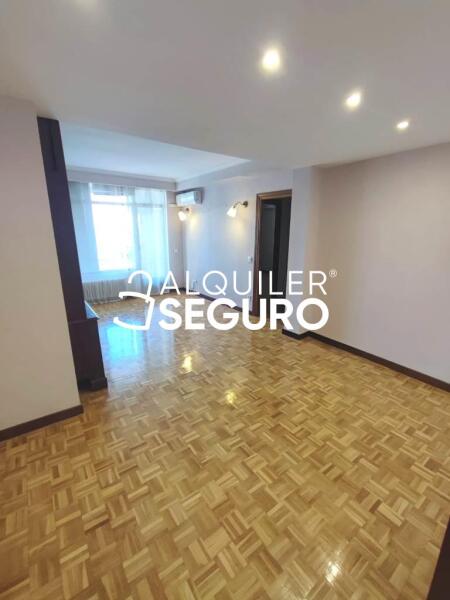Inmueble en Calle Clara del Rey, MADRID