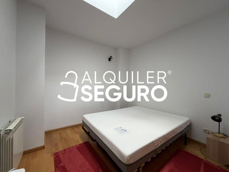Inmueble en Calle Santa Rosa , MADRID