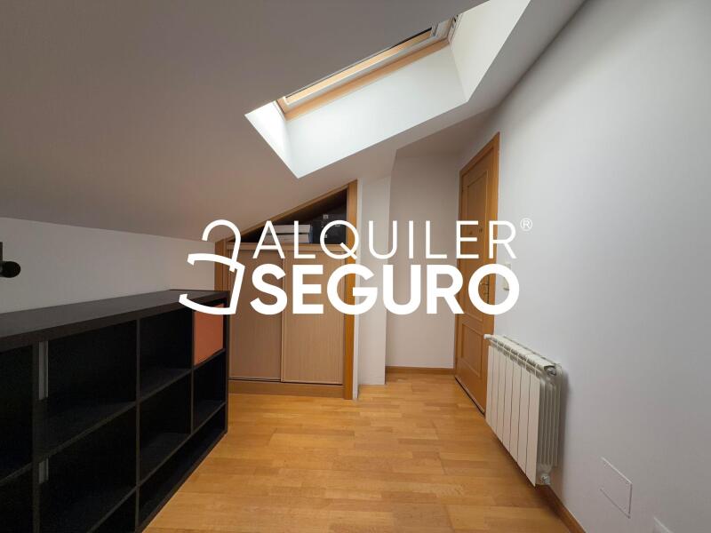 Inmueble en Calle Santa Rosa , MADRID
