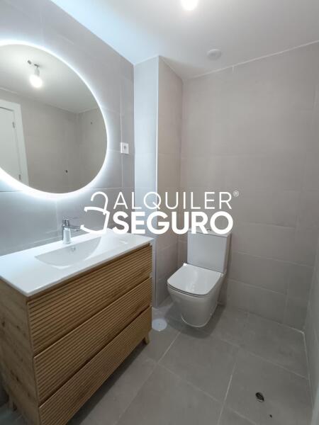 Inmueble en Avenida Vicente Ferrer, MADRID