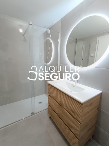Inmueble en Avenida Vicente Ferrer, MADRID