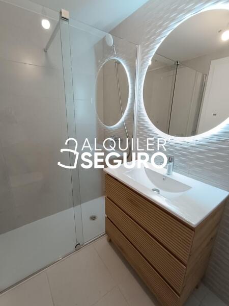 Inmueble en Avenida Vicente Ferrer, MADRID