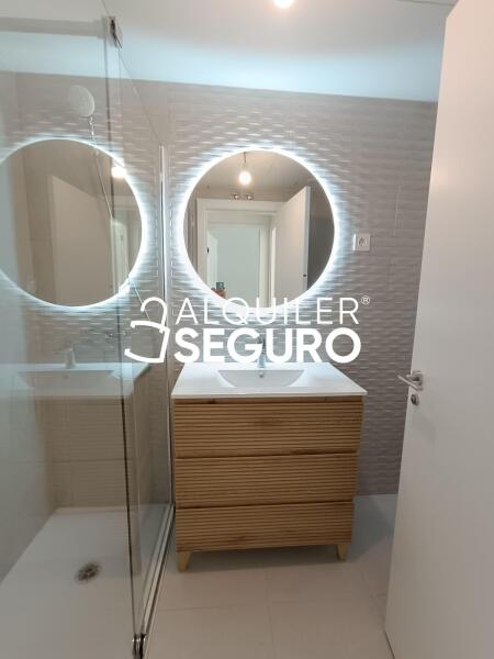 Inmueble en Avenida Vicente Ferrer, MADRID