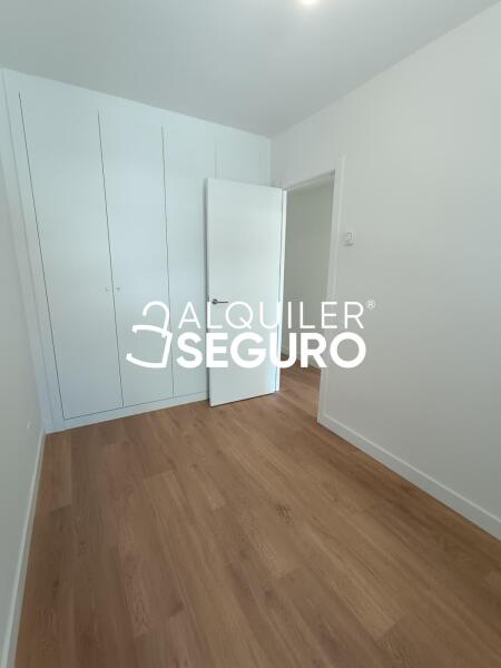 Inmueble en Avenida Vicente Ferrer, MADRID