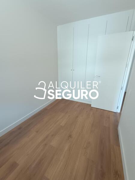 Inmueble en Avenida Vicente Ferrer, MADRID