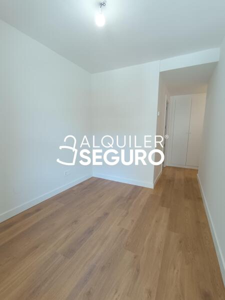 Inmueble en Avenida Vicente Ferrer, MADRID
