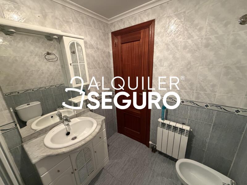 Inmueble en Calle Osa Mayor, MADRID