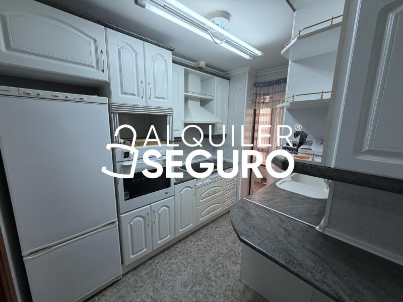 Inmueble en Calle Osa Mayor, MADRID