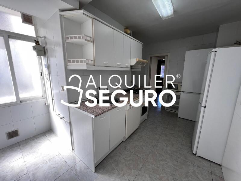 Inmueble en Avenida de Bruselas , MADRID