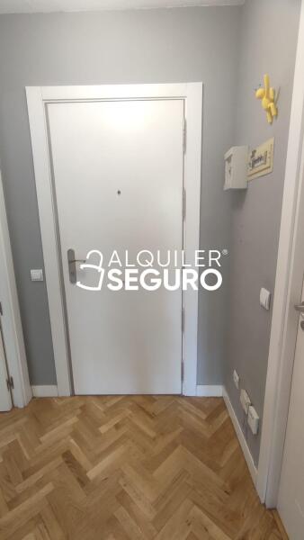 Inmueble en Calle Santiago de Compostela, MADRID
