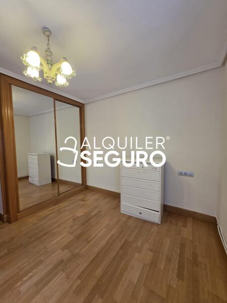 Piso en Calle Grupo Primero de Mayo, BARAKALDO VIZCAYA-BIZKAIA
