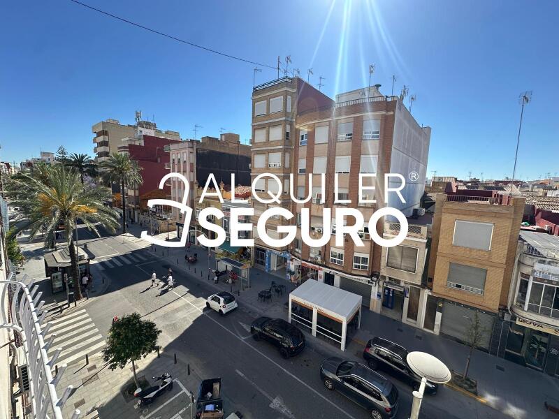 Piso en Avenida Ramon y Cajal, CATARROJA VALENCIA