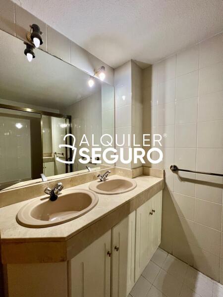 Inmueble en Calle Sector de los Escultores, MADRID