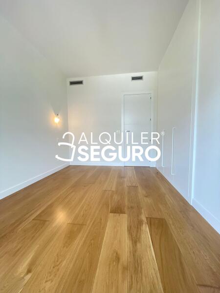 Inmueble en Calle Maria de Maeztu, MADRID