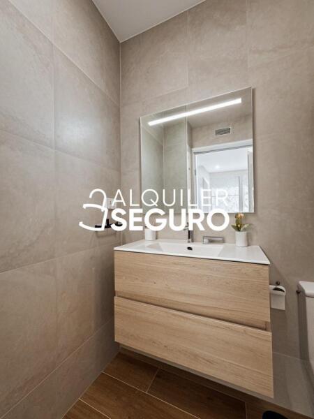 Inmueble en Calle de la Cordillera de Cuera, MADRID