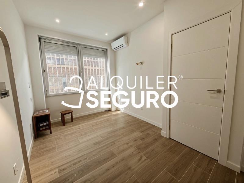 Inmueble en Calle de la Cordillera de Cuera, MADRID