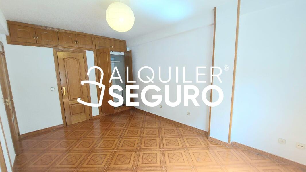 Inmueble en Calle Clara del Rey, MADRID