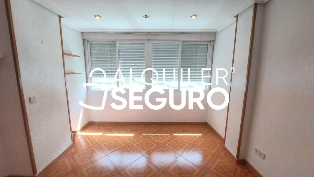 Inmueble en Calle Clara del Rey, MADRID