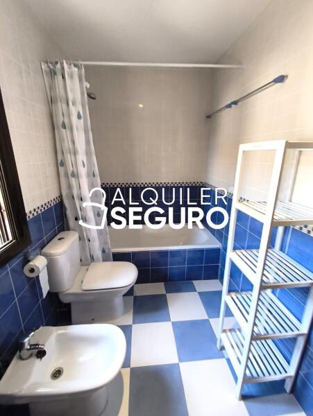 Piso en Calle Castaños de la Villa, LA ADRADA ÁVILA
