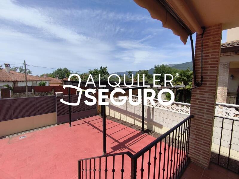 Piso en Calle Castaños de la Villa, LA ADRADA ÁVILA