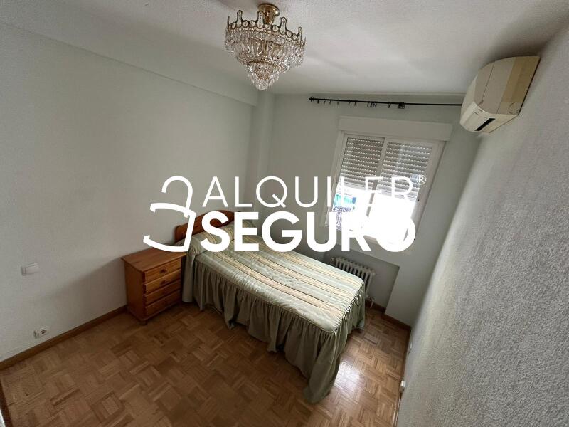 Inmueble en Calle Calderon de la Barca, MADRID