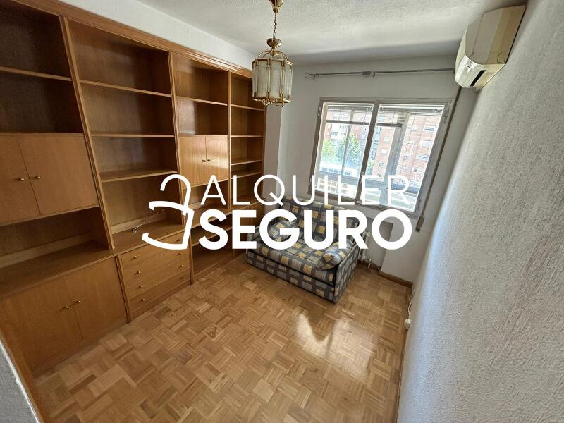 Inmueble en Calle Calderon de la Barca, MADRID