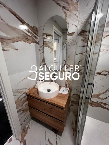 Inmueble en Calle de Clara del Rey, MADRID