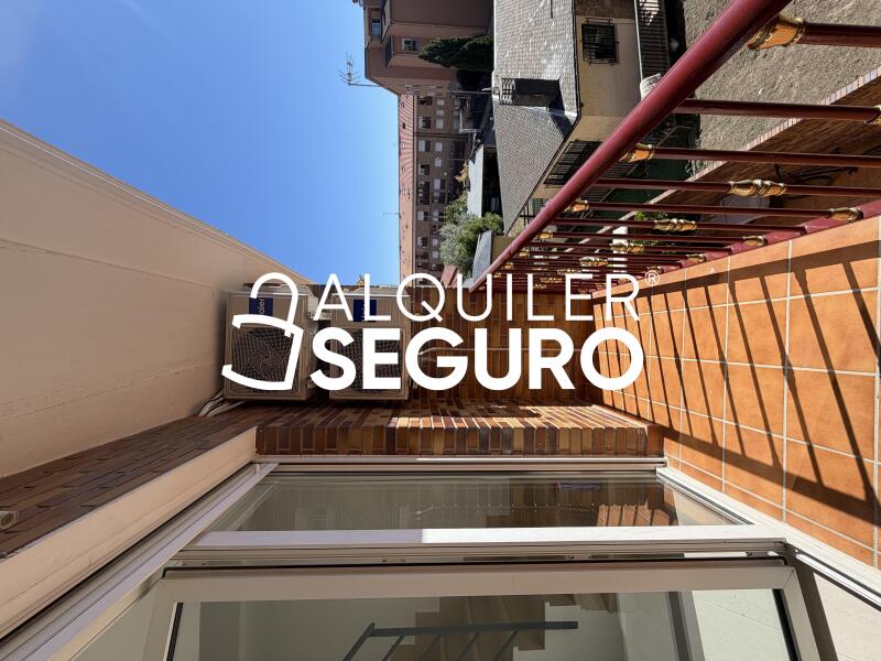 Inmueble en Calle Alamillos de los , MADRID