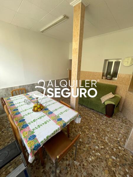 Inmueble en Calle Santoña , MADRID