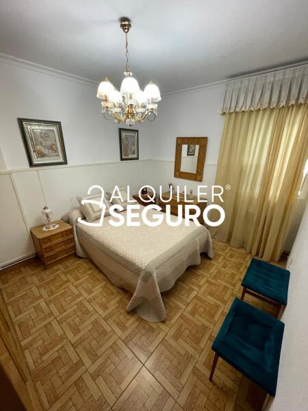 Inmueble en Calle Santoña , MADRID